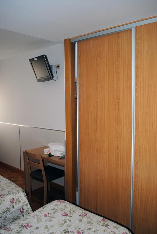 Hostal La Cortijana ログローニョ エクステリア 写真