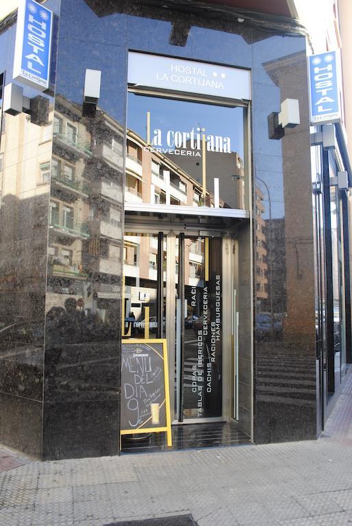 Hostal La Cortijana ログローニョ エクステリア 写真